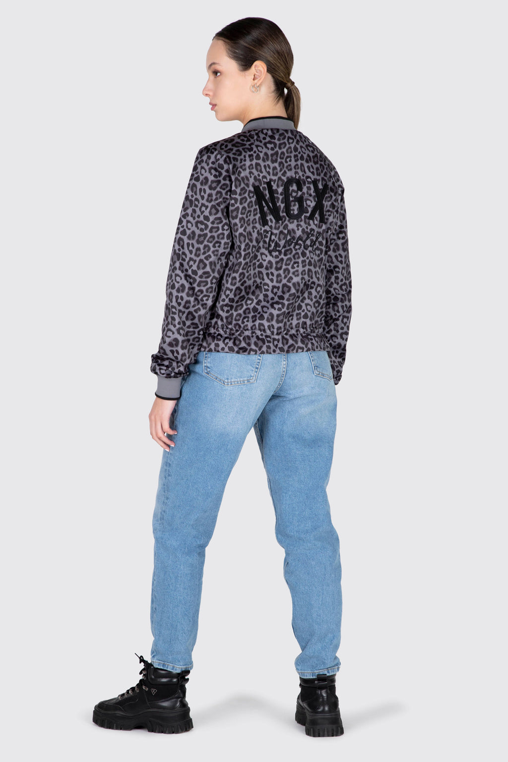 Chaqueta Bomber Chloe Gris NGX