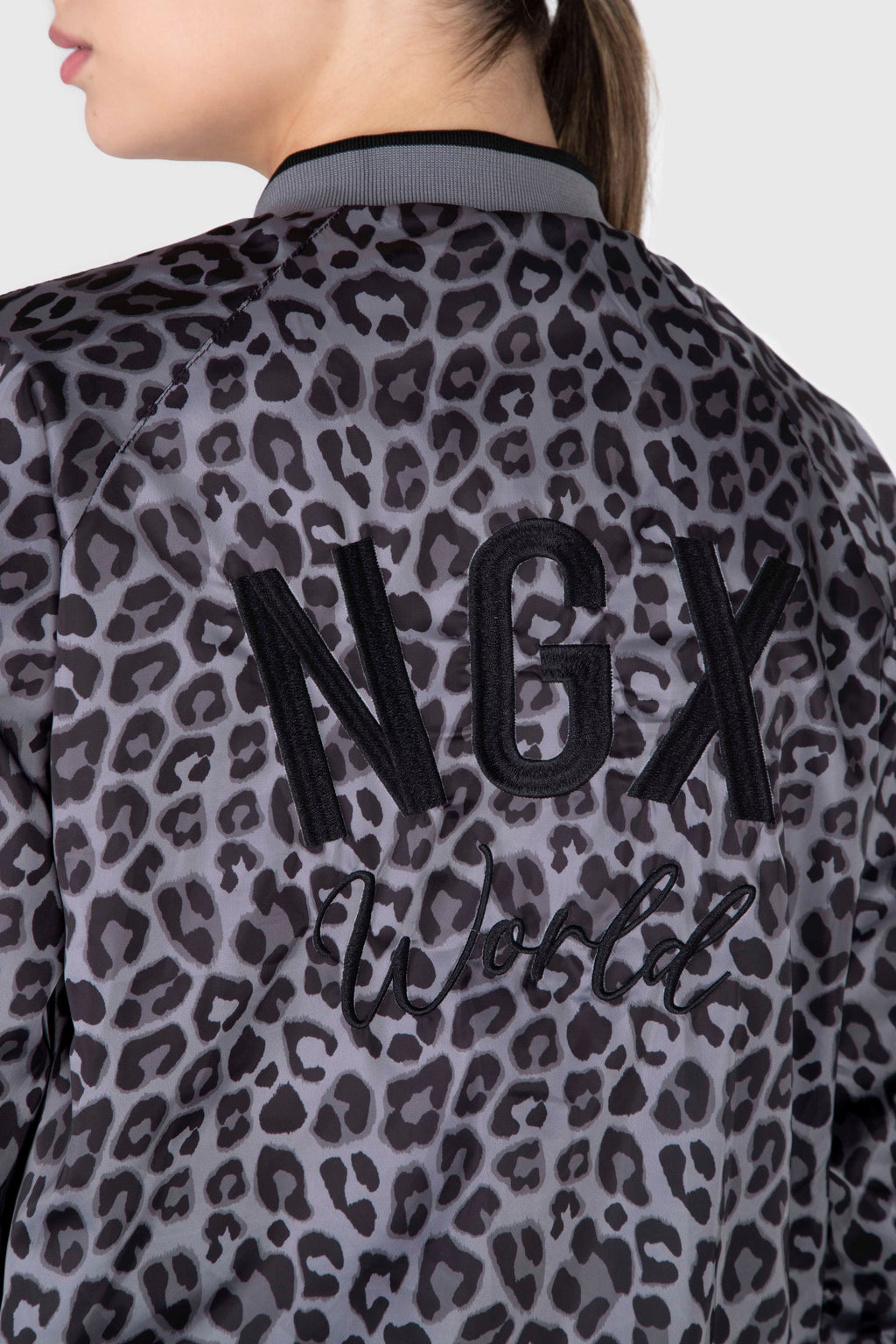 Chaqueta Bomber Chloe Gris NGX