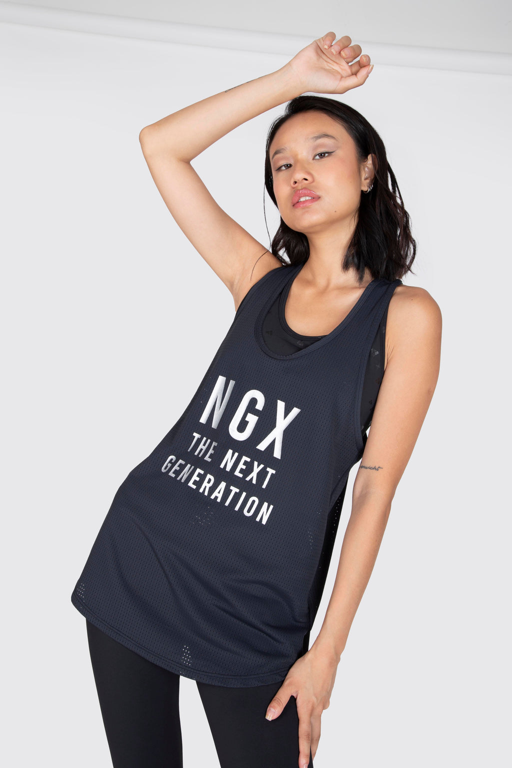 Polera Tank Golden Negro NGX
