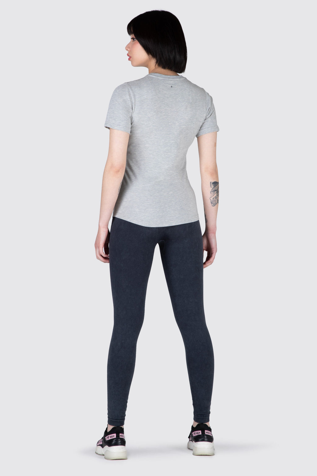 Polera M/C Adrenalin Gris NGX 