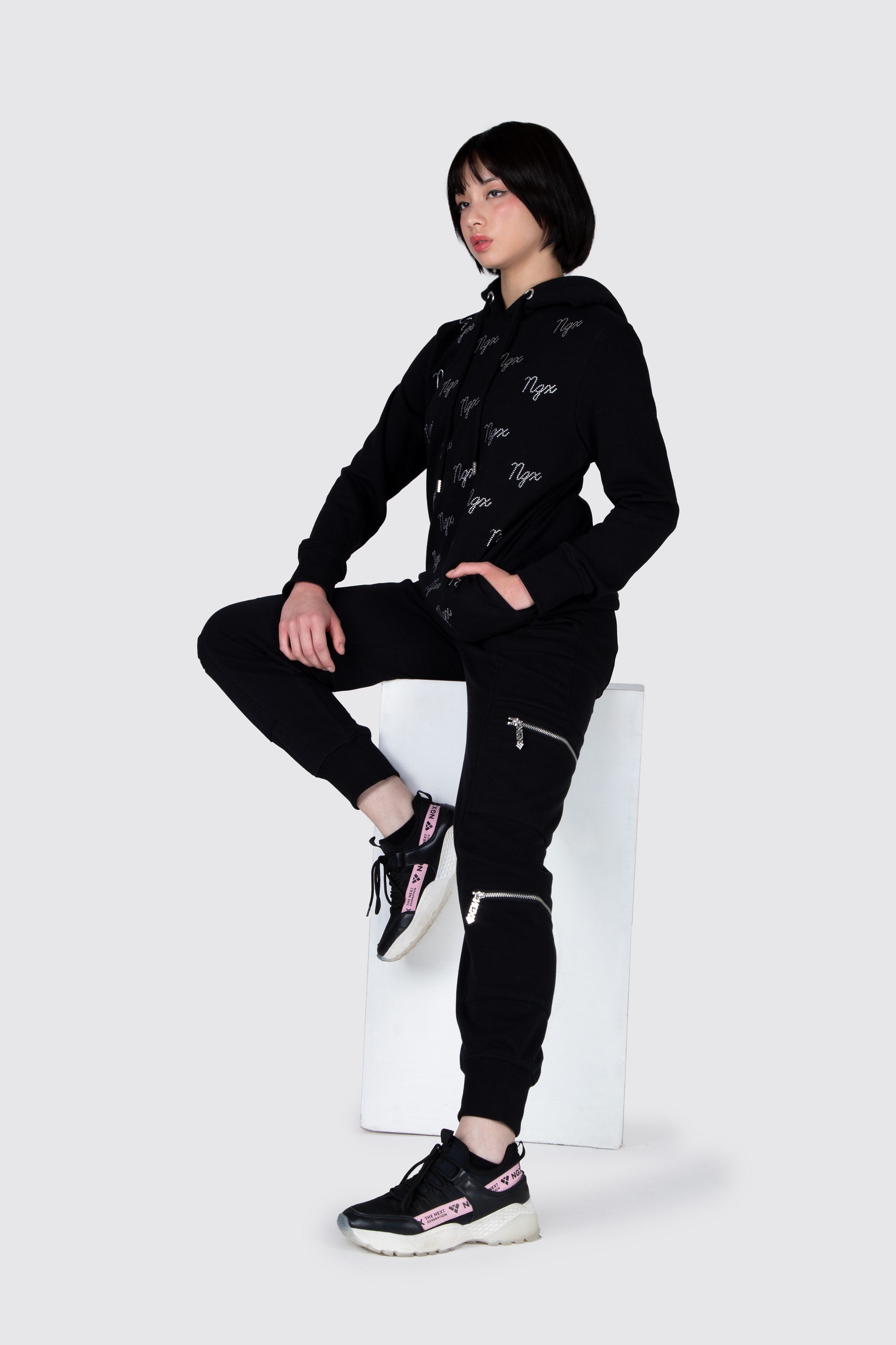 Jogger Emotion Negro NGX 