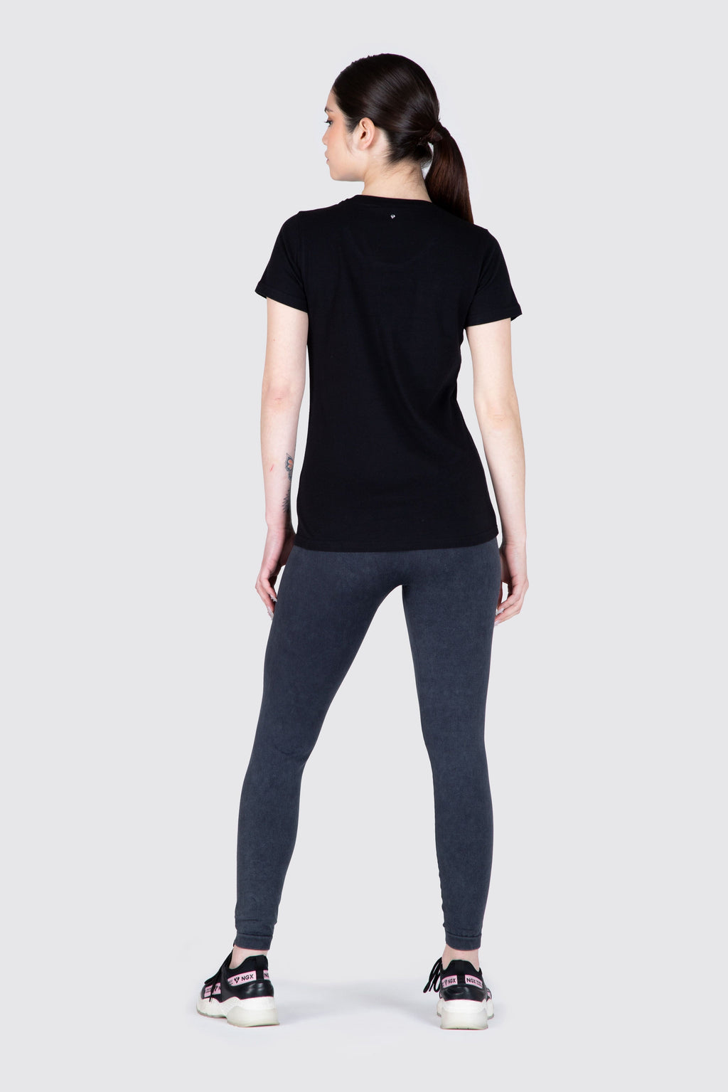 Polera M/C Feeling Negro NGX