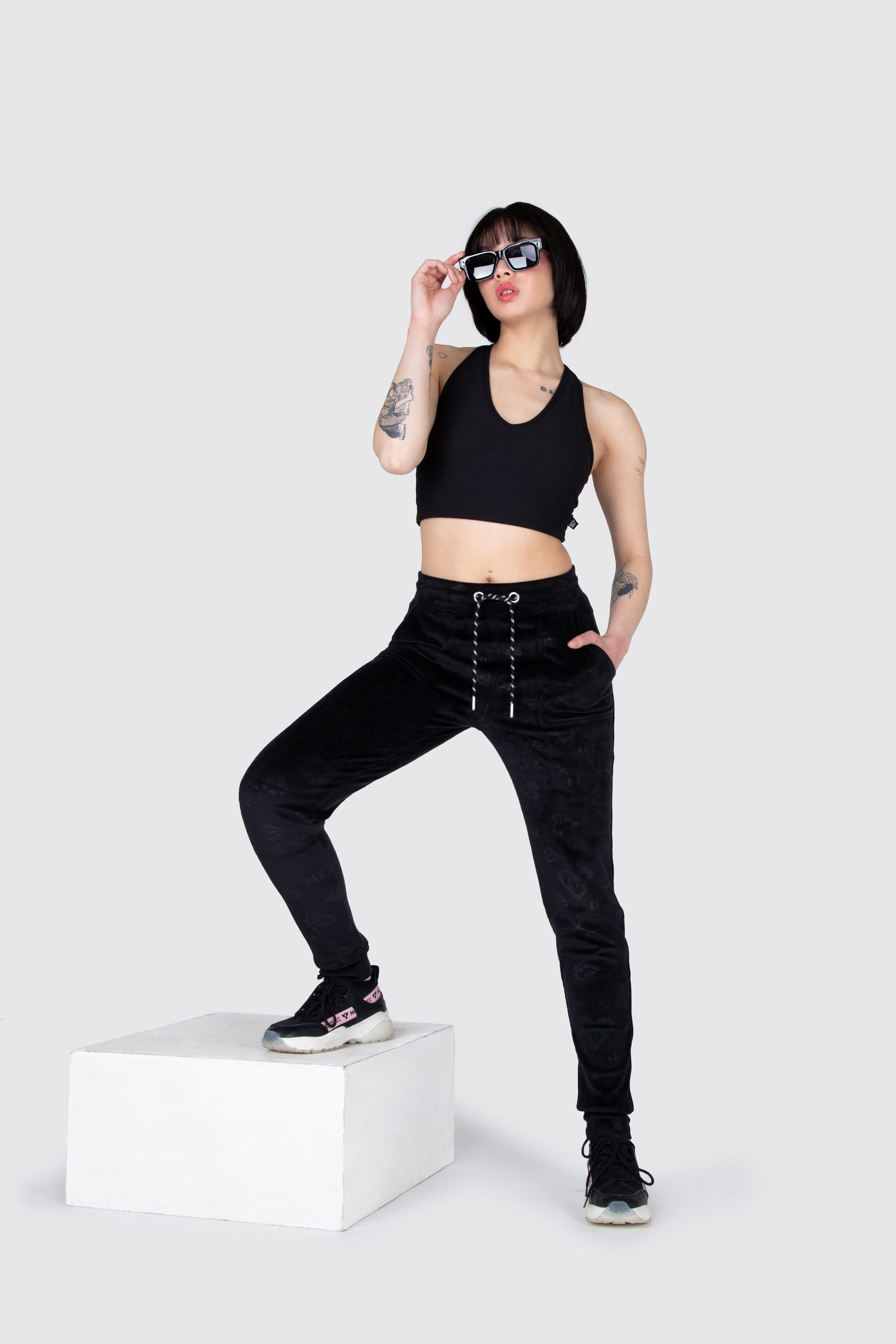 Jogger Revels Negro NGX 