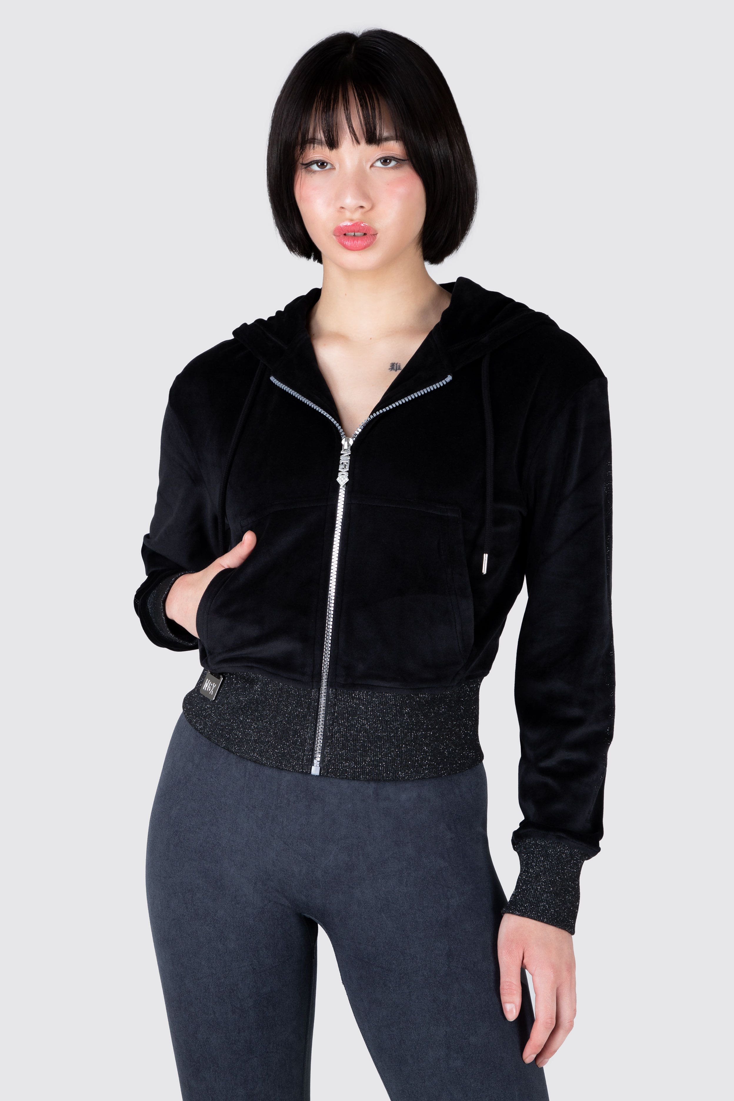 Chaqueta Vibrant Negro NGX 