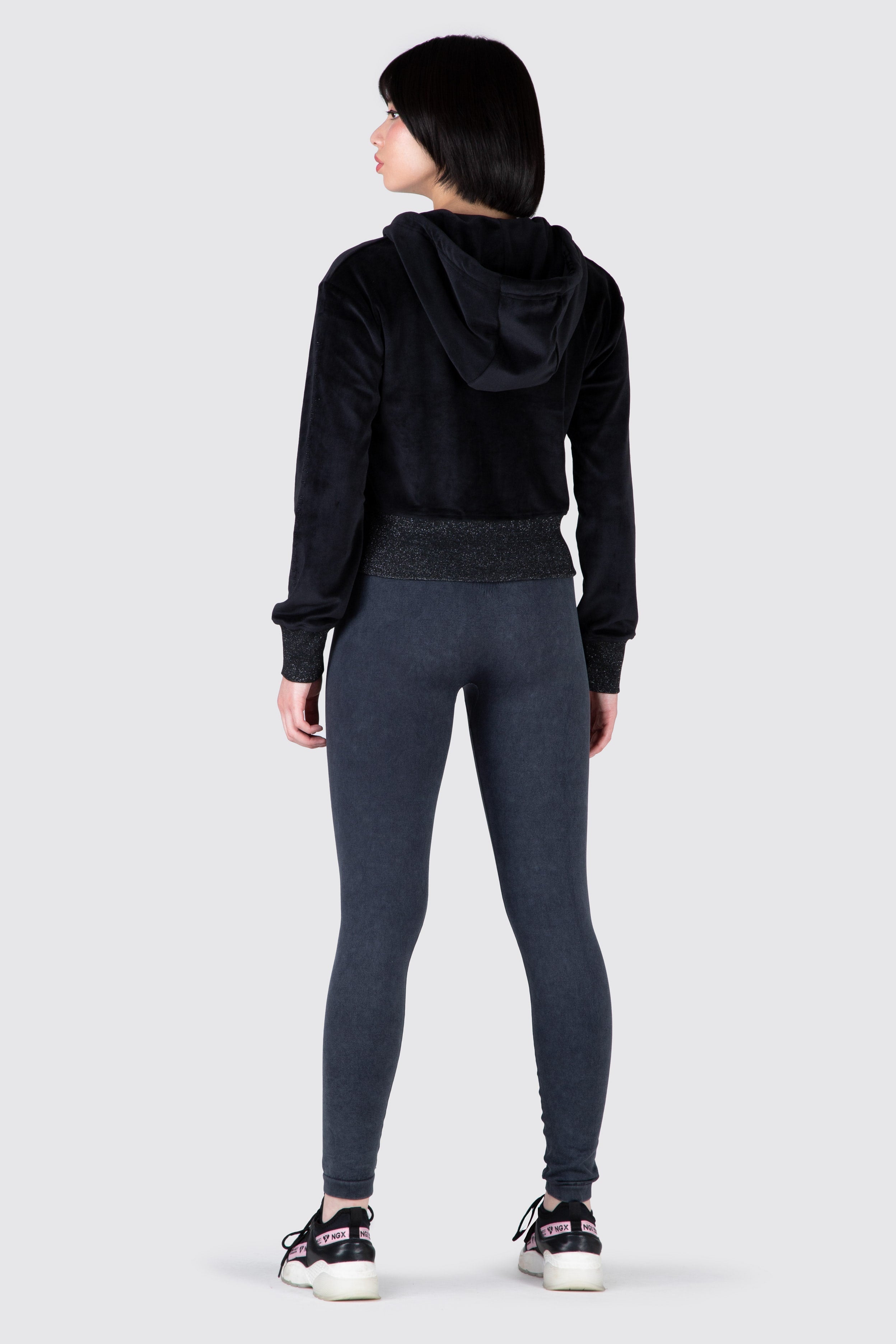 Chaqueta Vibrant Negro NGX 