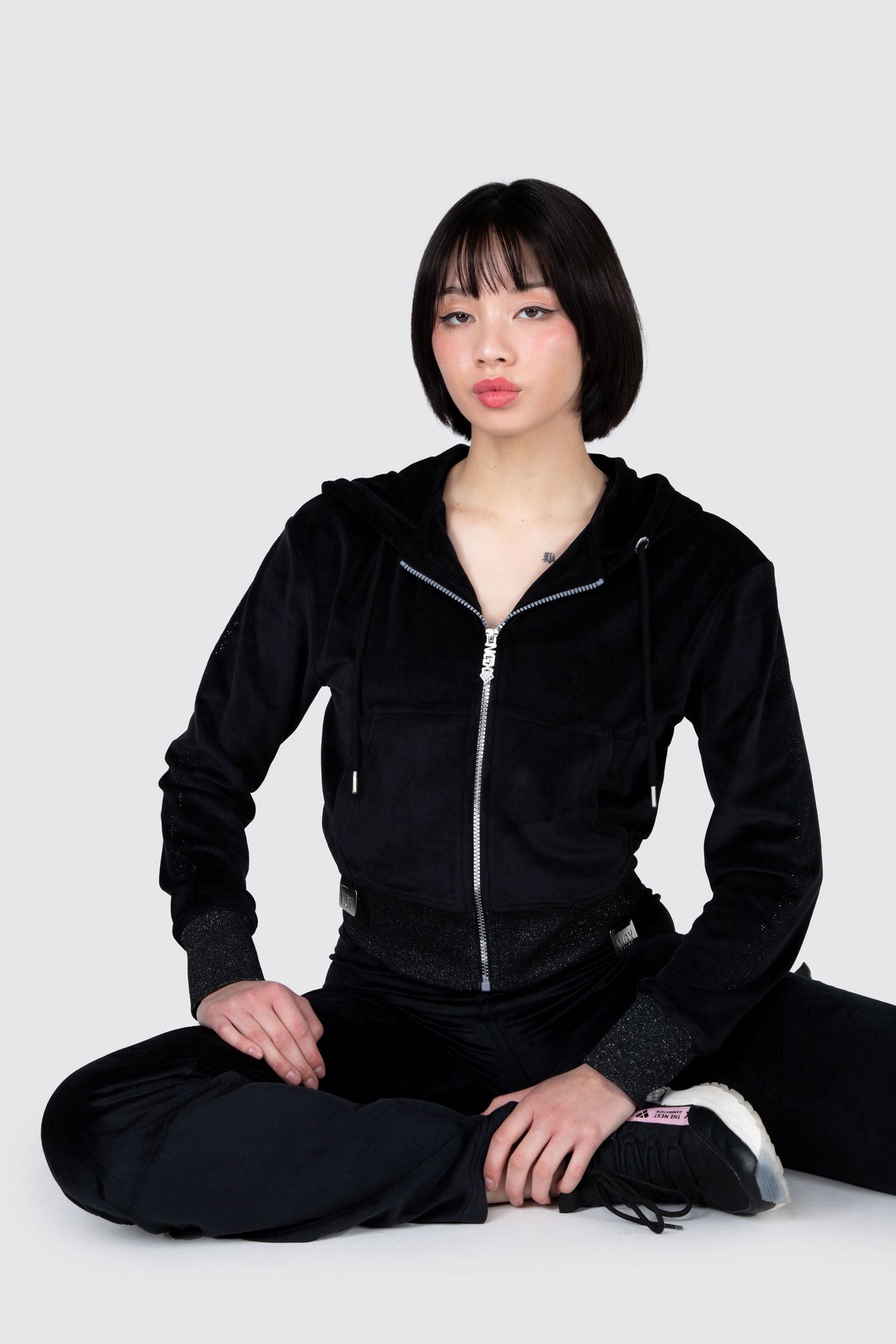 Chaqueta Vibrant Negro NGX 