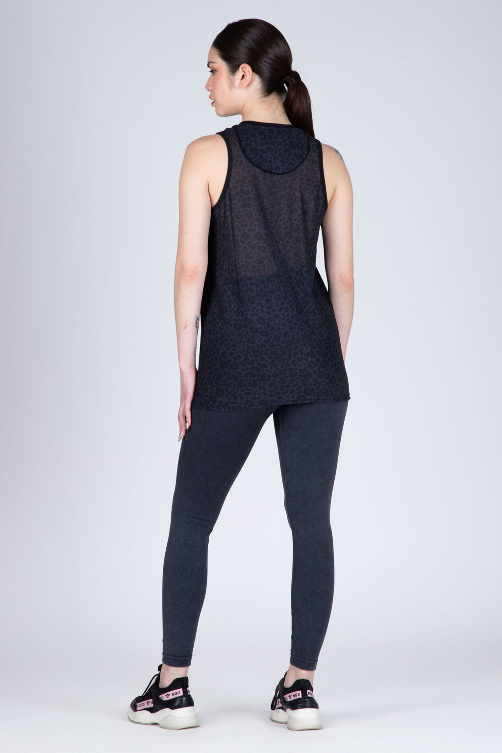 Polera S/M Abstract Negro NGX
