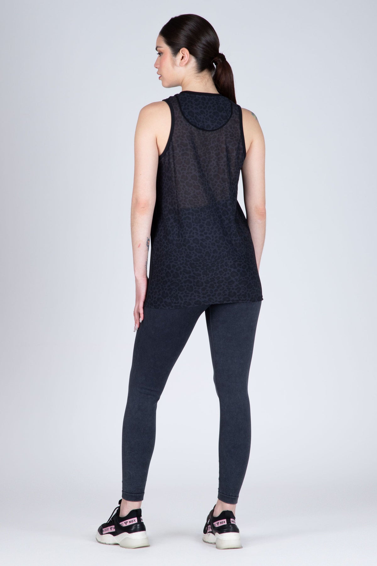 Polera S/M Abstract Negro NGX