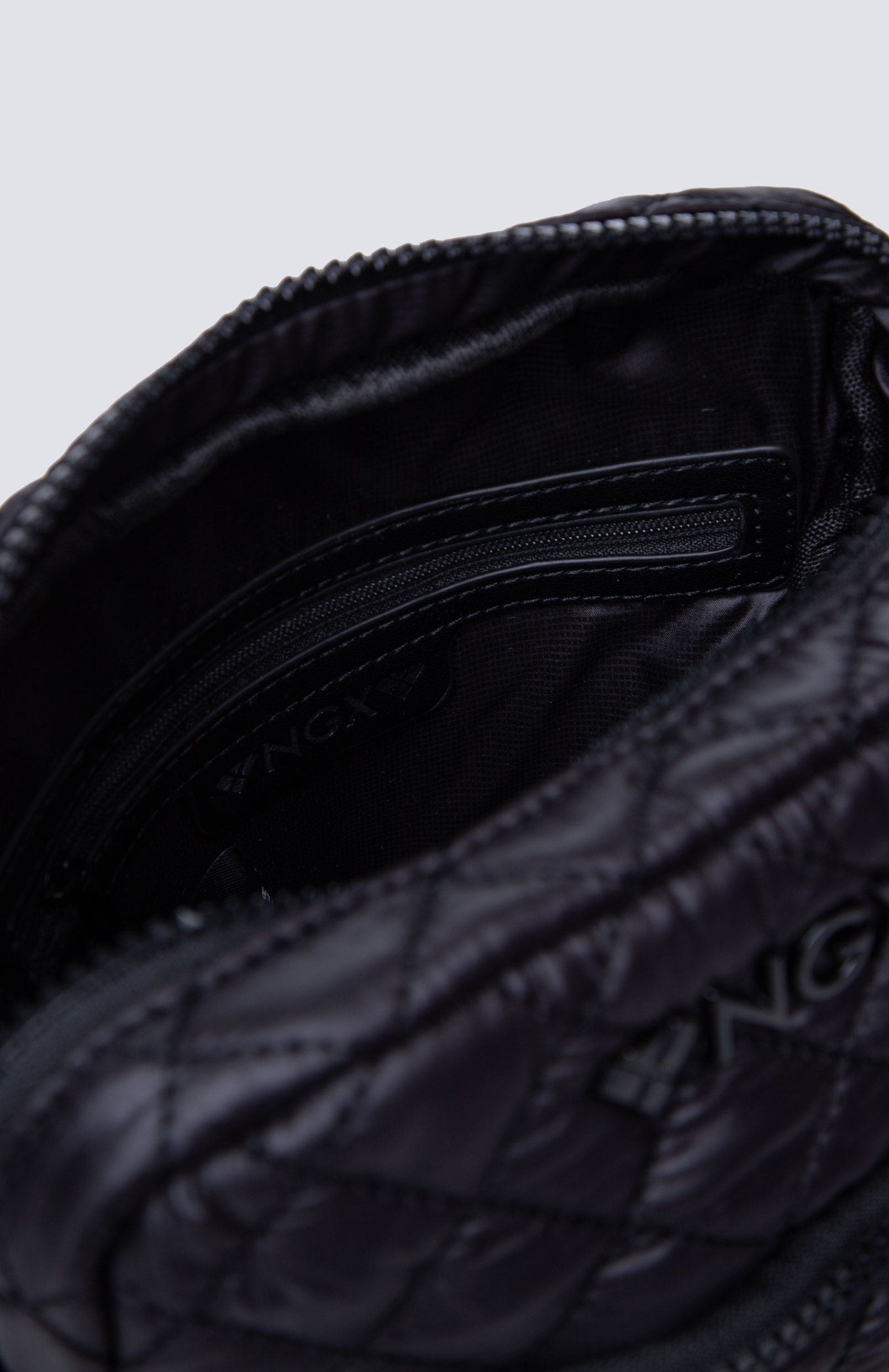 Bolso Crossbody Quilted Pro Negro NGX