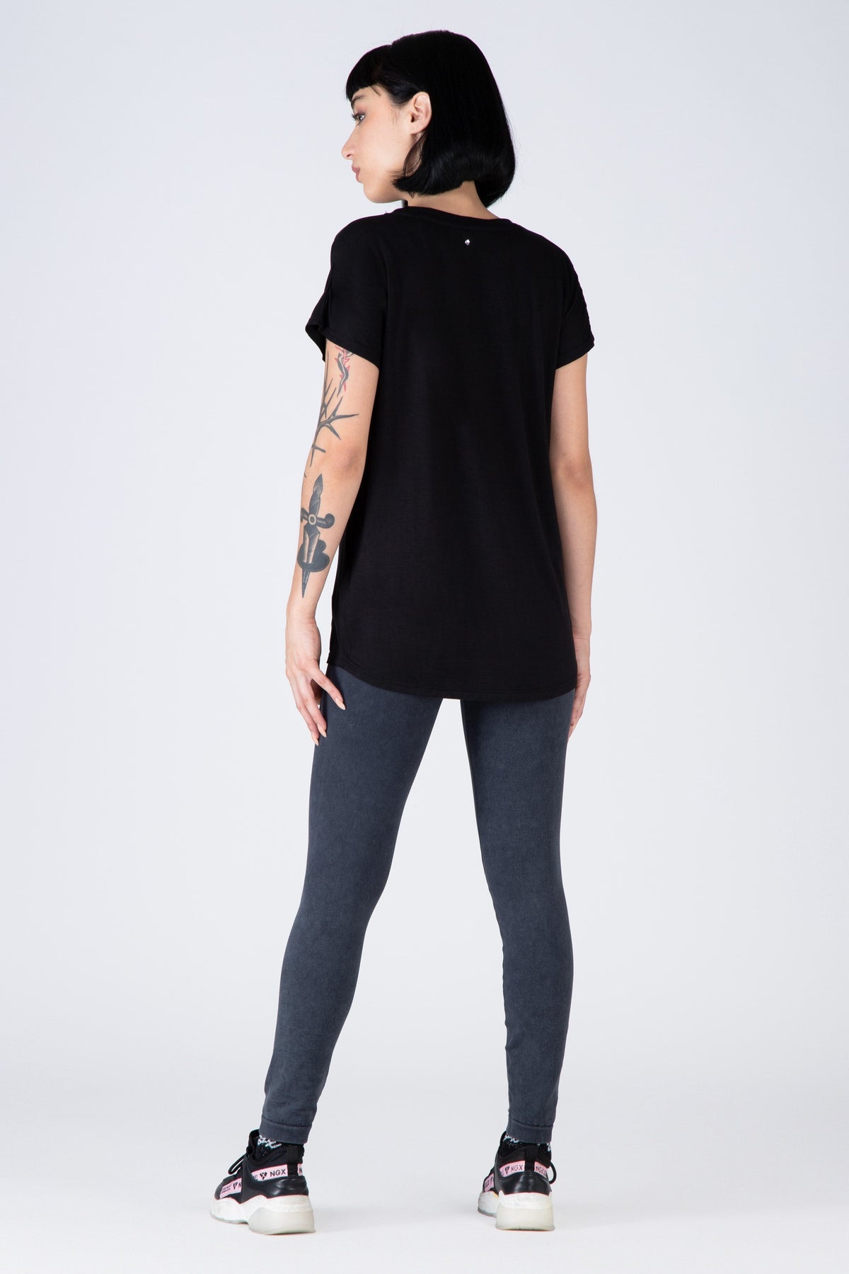 Polera M/C Arrow Negro NGX