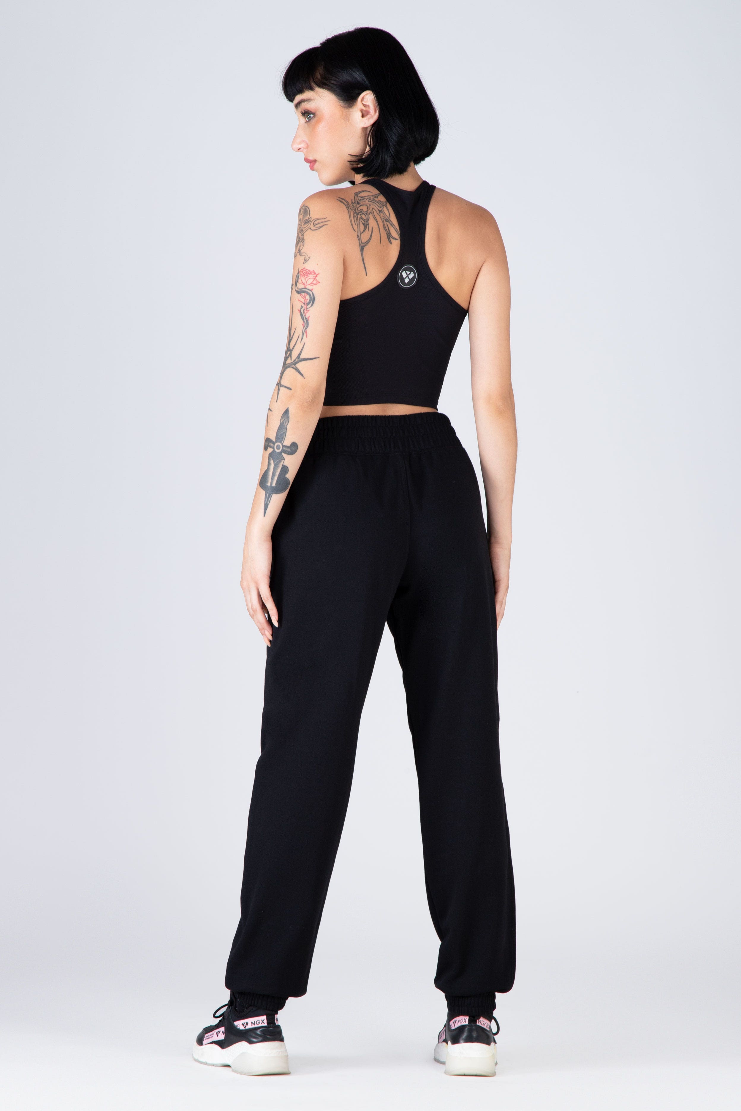 Jogger Dark Negro NGX