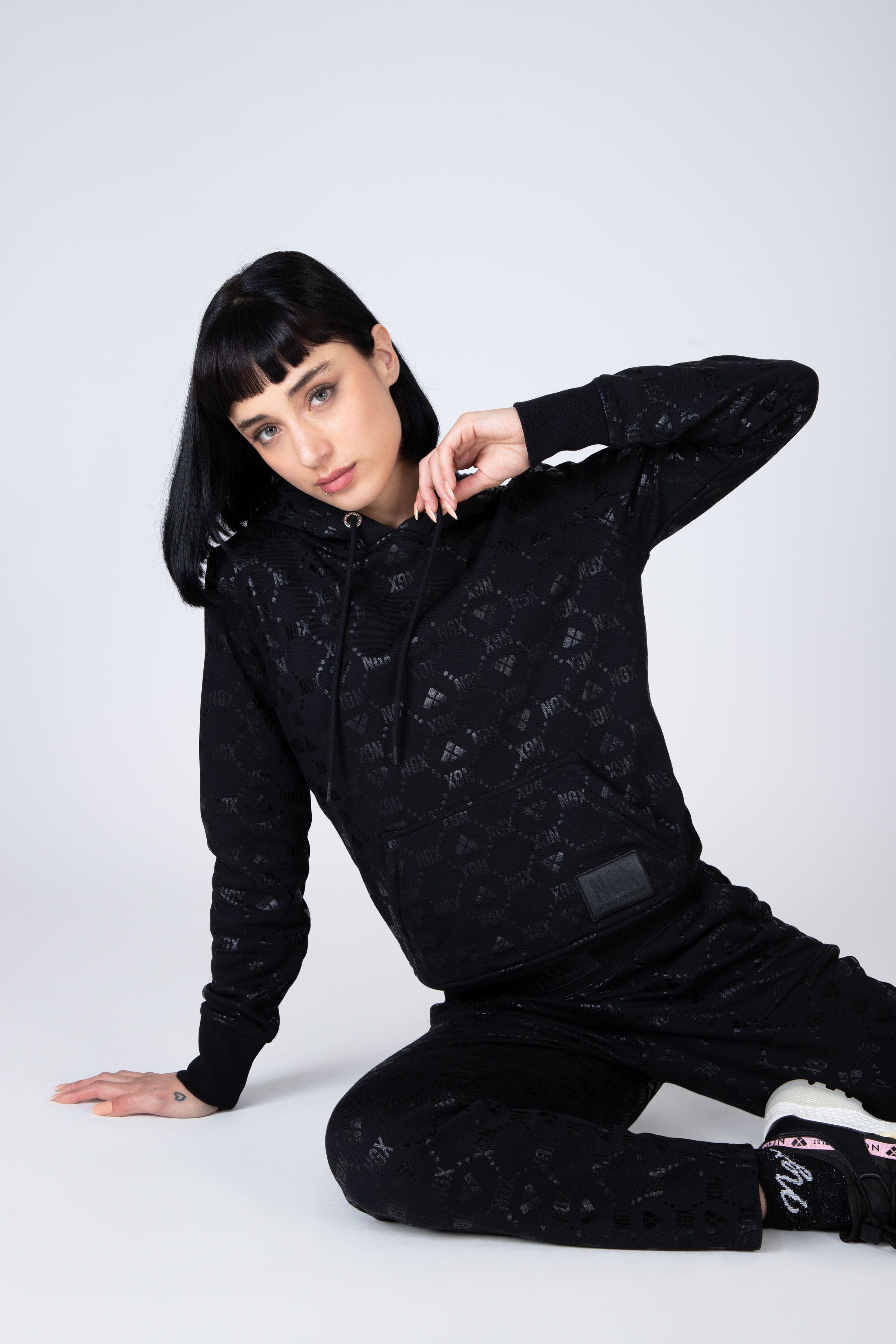 Poleron Hoodie Perfect Negro NGX