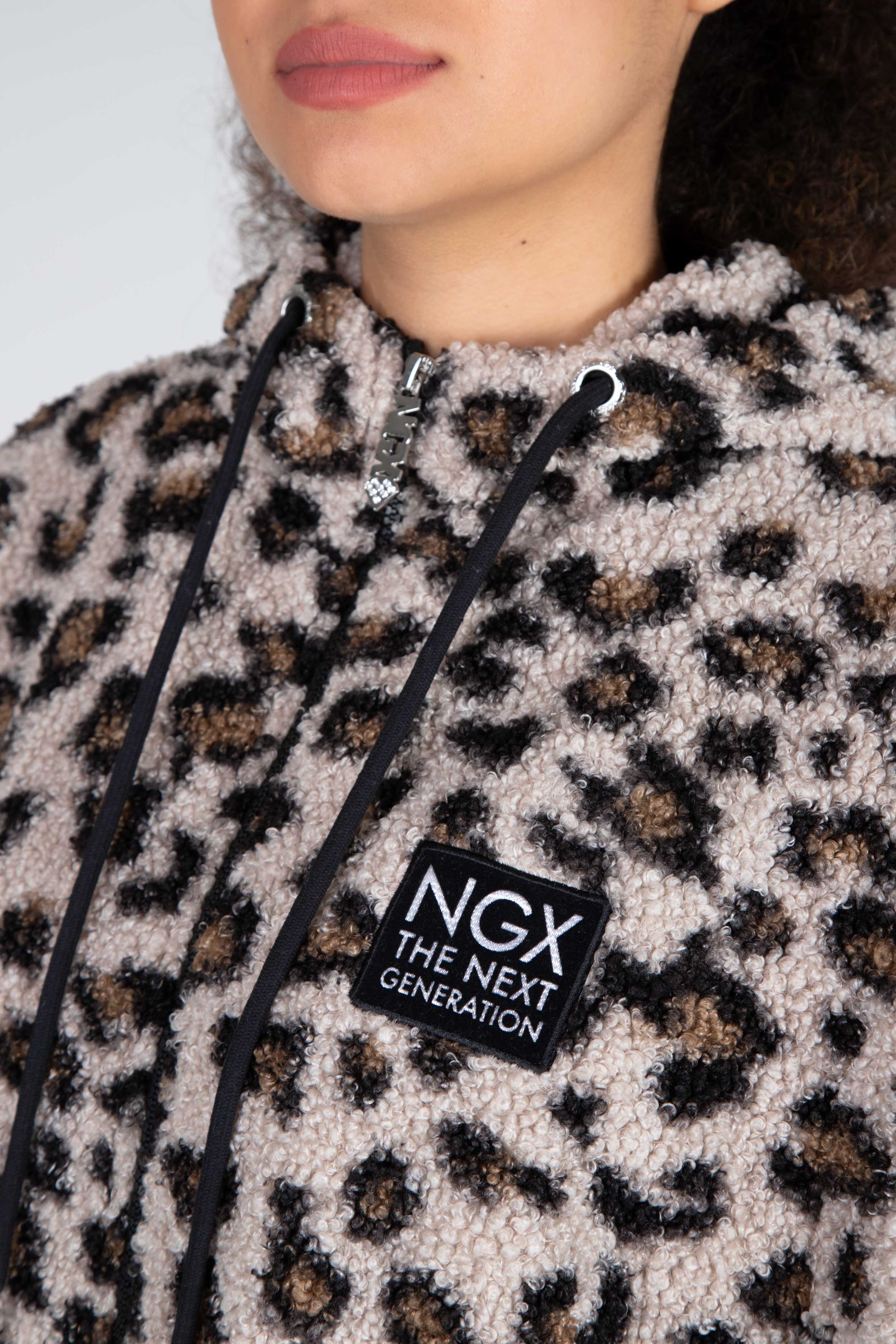 Chaqueta Opulent Negro/Beige NGX