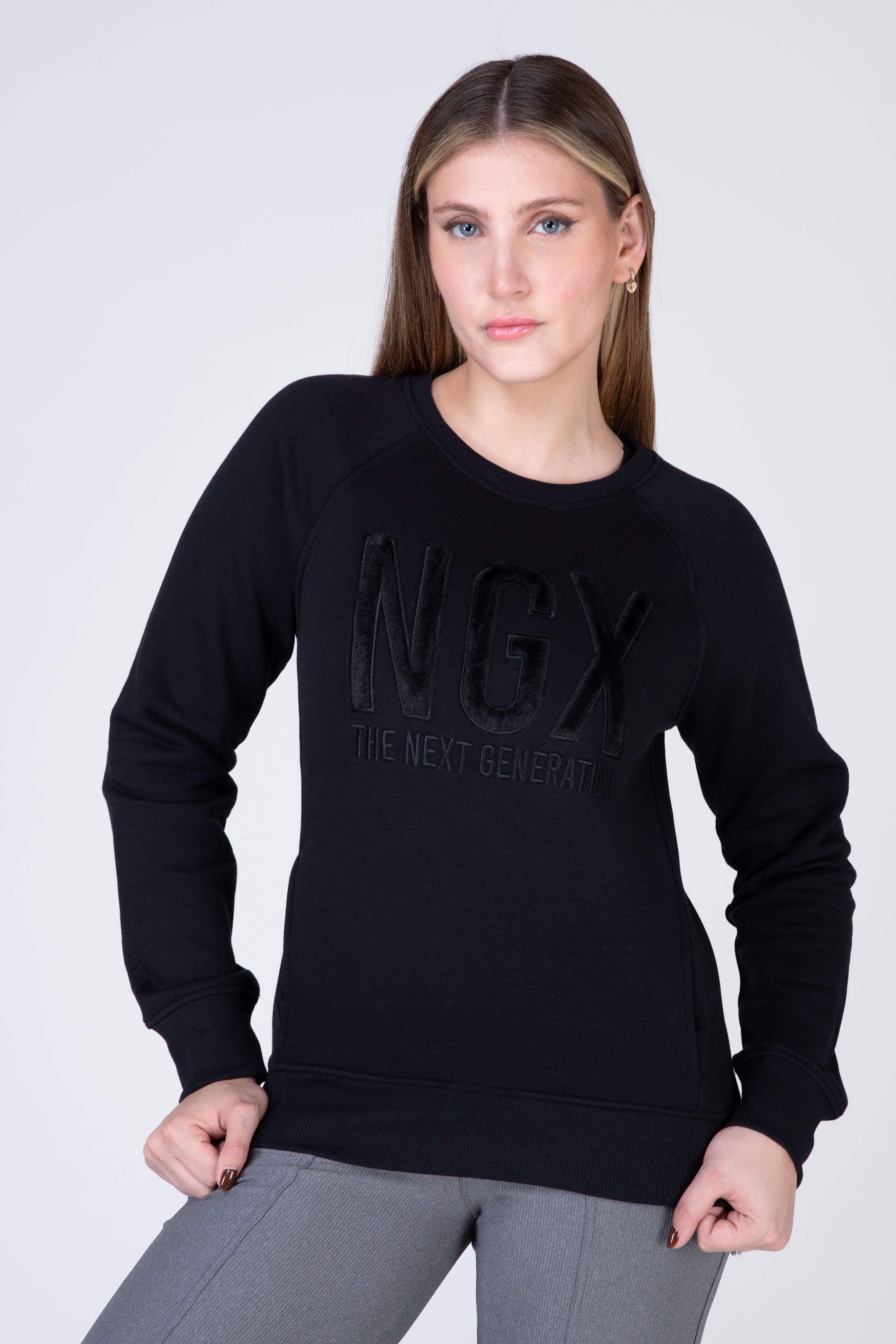 Poleron Crew Neck Lavish Negro NGX