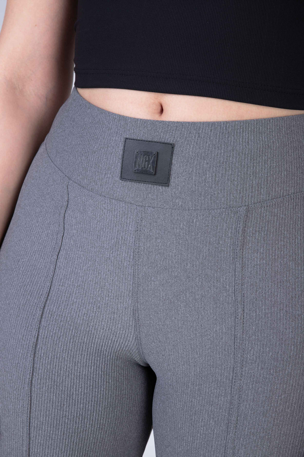 Pantalón Remember Gris NGX