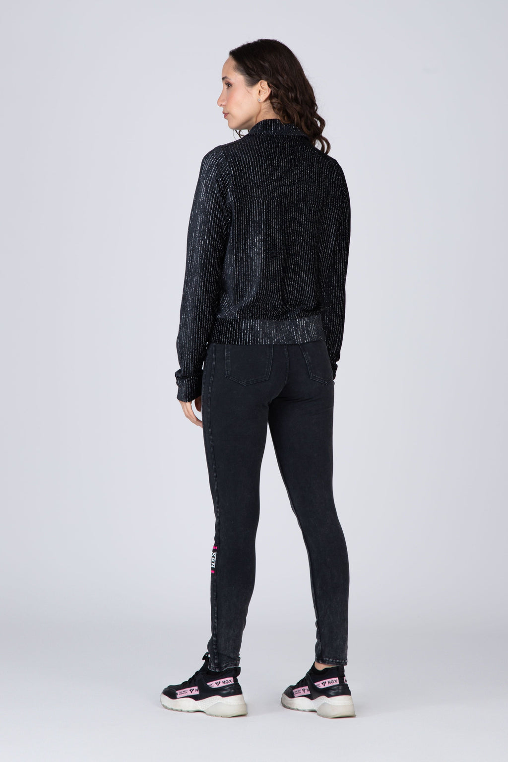 Chaqueta Savage Negro NGX