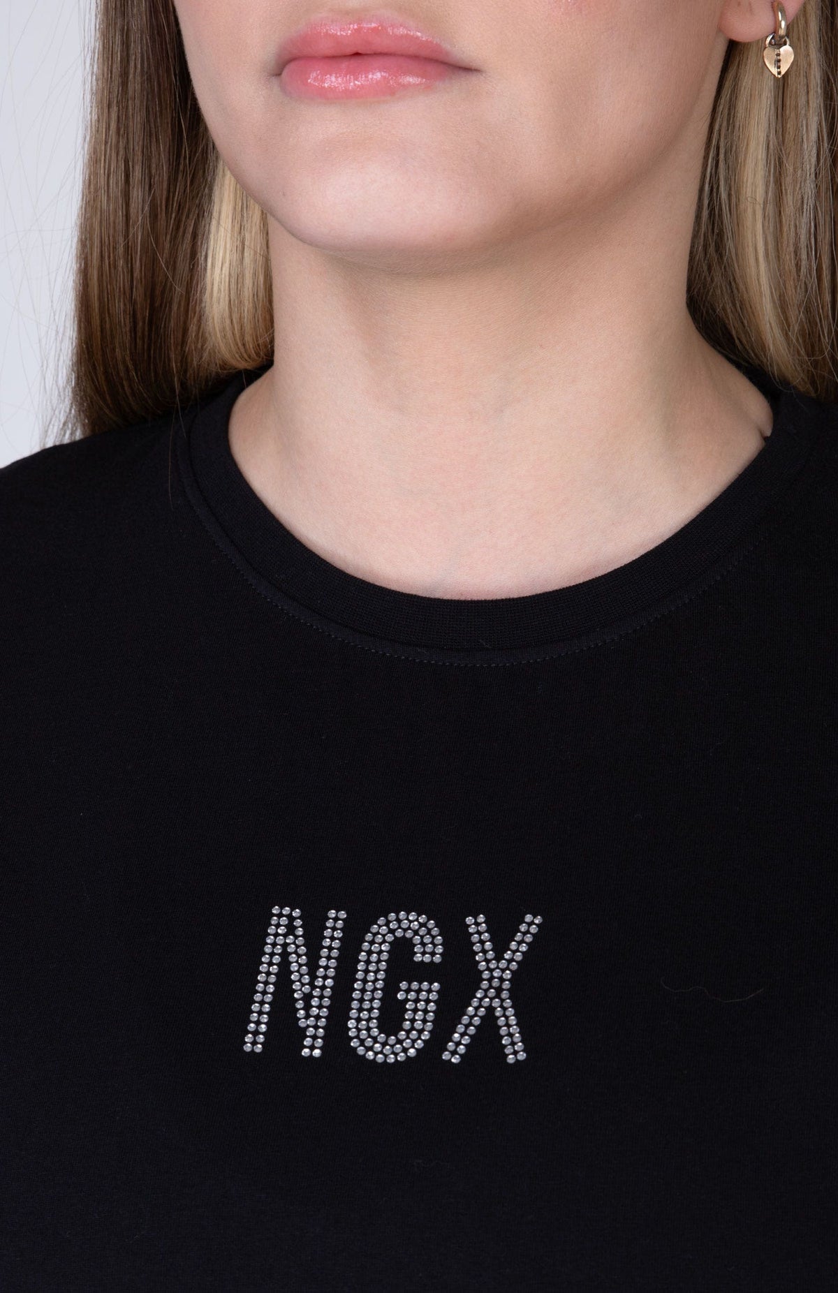 Polera Manga Corta Stuff Negro NGX